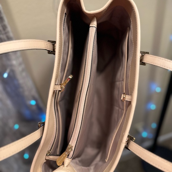 Michael Kors Tote - Picture 2 of 9